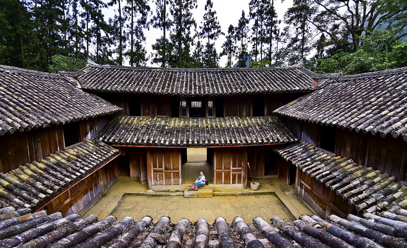 dong-van-hmong-king-s-palace-3-4