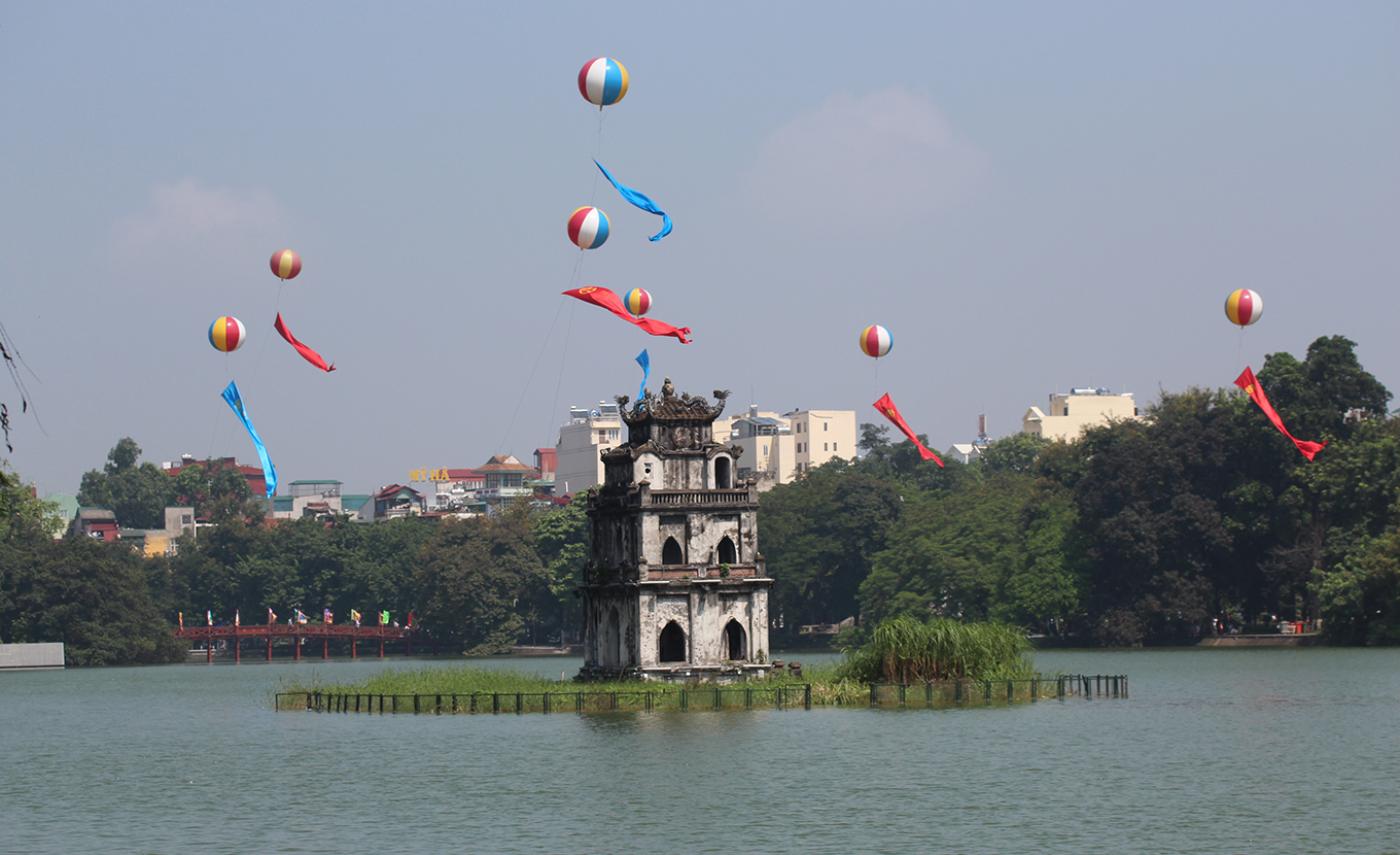 hanoi-hoan-kiem-lake-1-6