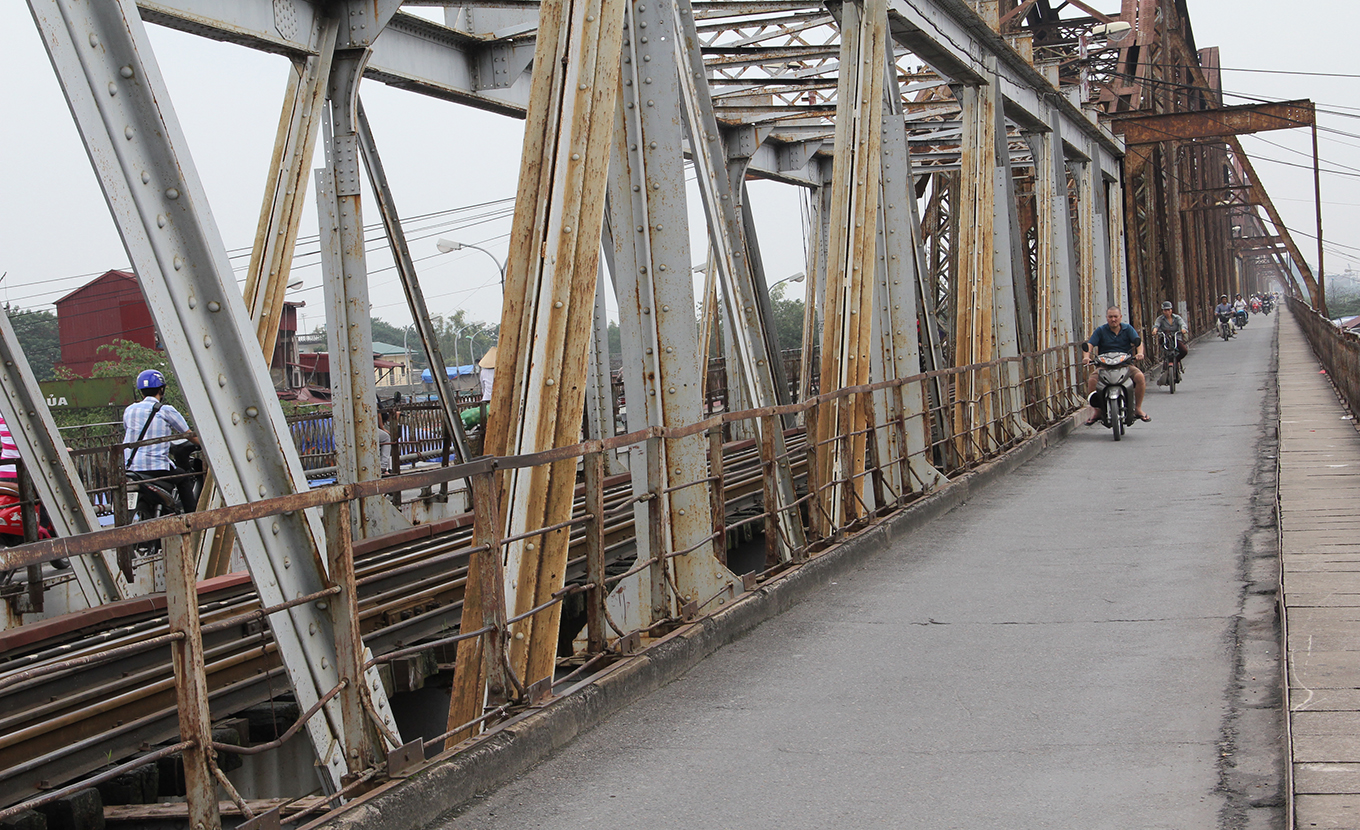 hanoi-long-bien-bridge-1-3