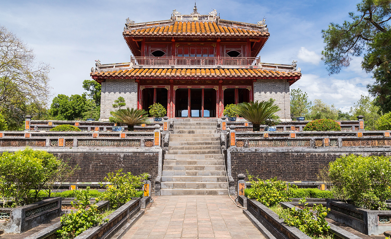 hue-minh-mang-tomb-2-4