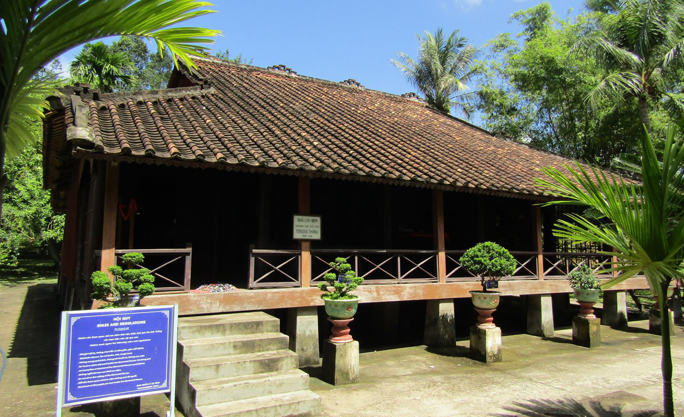 long-xuyen-ong-ho-island-1-10