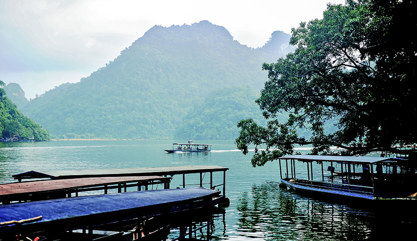 ba-be-lake-1 ba-be-lake