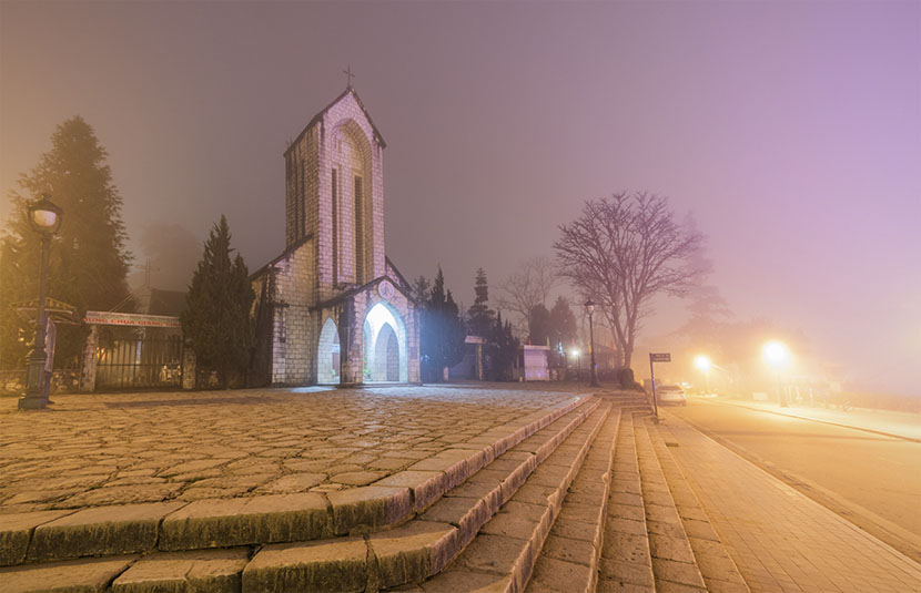beauty-of-sapa-in-winter-5 sapa church in winter