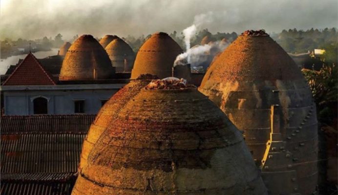 Dreamy Beauty of the hundred-year-old Red Kingdom