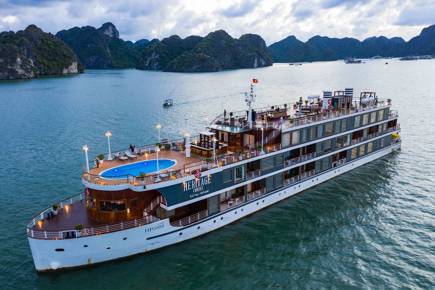 Heritage Cruise Binh Chuan