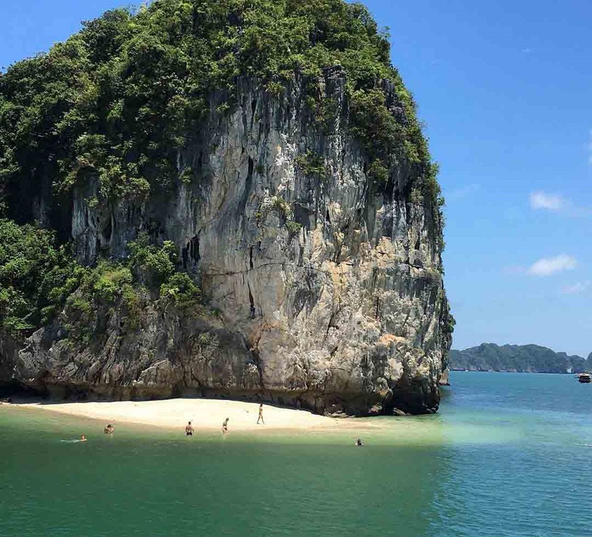 lan-ha-bay-van-boi-beach lan ha bay van boi beach