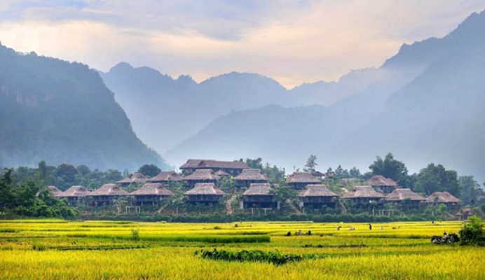 Mai Chau Travel Guide