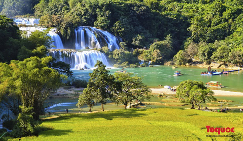 photo-6-the-natural-beauty-of-the-global-geoparks-in-vietnam_2021-11-17_363 ban gioc waterfall in cao bang