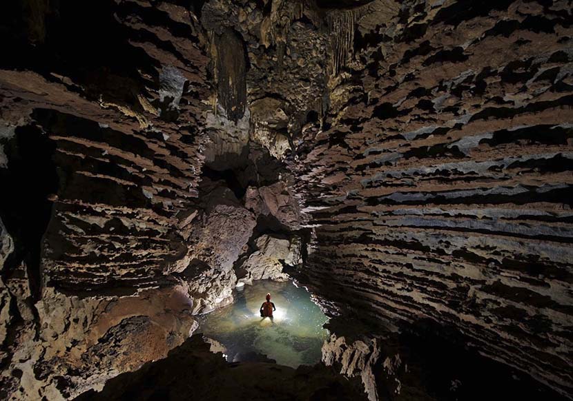 discover son doong cave