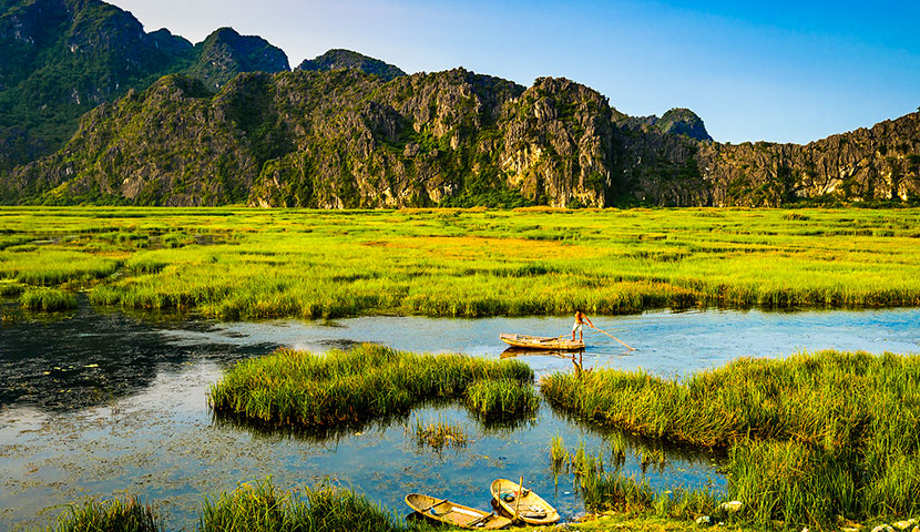 van-long-nature-reserve-in-ninh-binh-1 van long beautiful landscape
